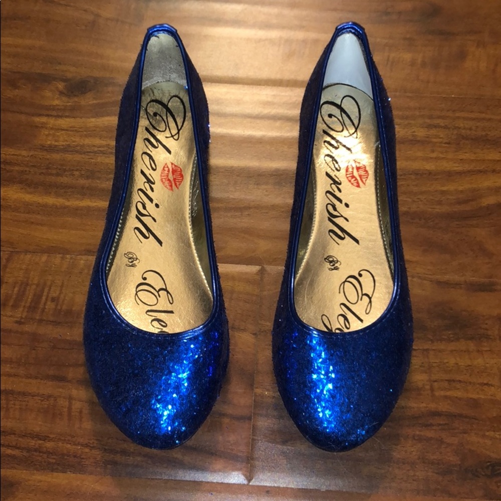 Blue Sequin Size 8 Flats